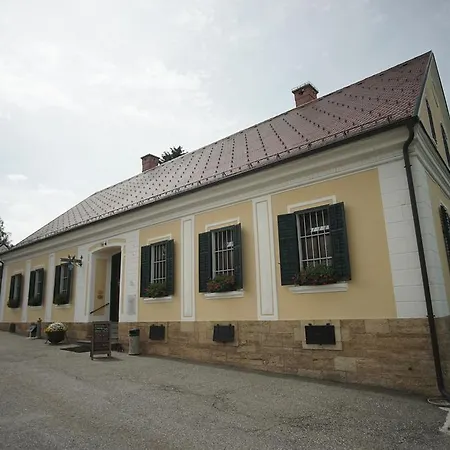Hotel Siker Pernica